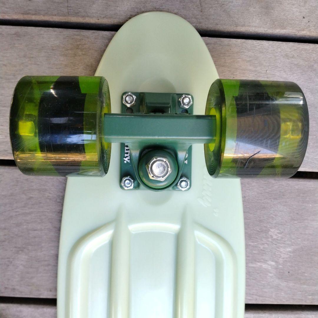 Penny 22インチ スケートボード クリアグリーン