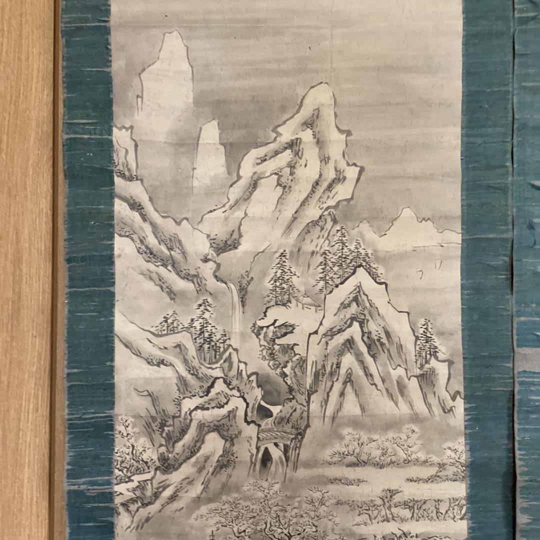 狩野山楽　【紙本水墨画双幅　楼閣山水図】　共箱　　掛軸双幅　　軸先は骨　稀有品