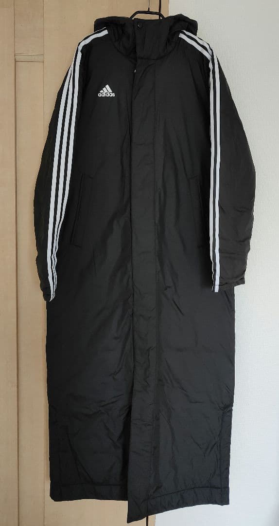 未使用タグ付き adidas アディダス　ベンチコート Ｌ