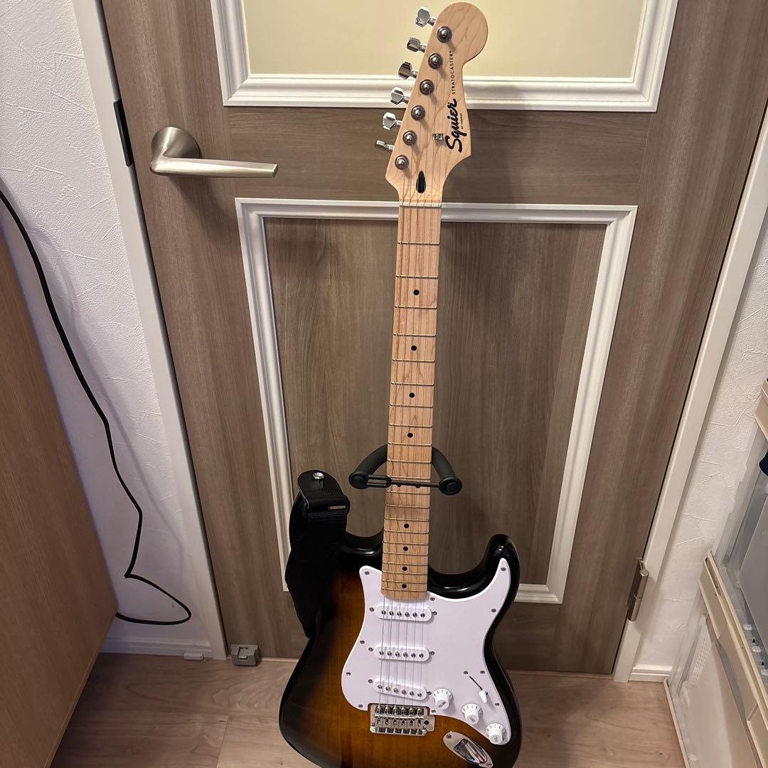 Squier Stratocaster + チューナー等 初心者セット