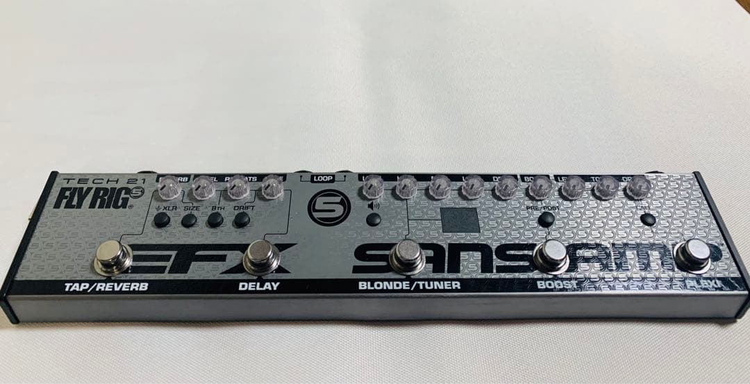 ギター TECH 21 FLY RIG 5 V2
