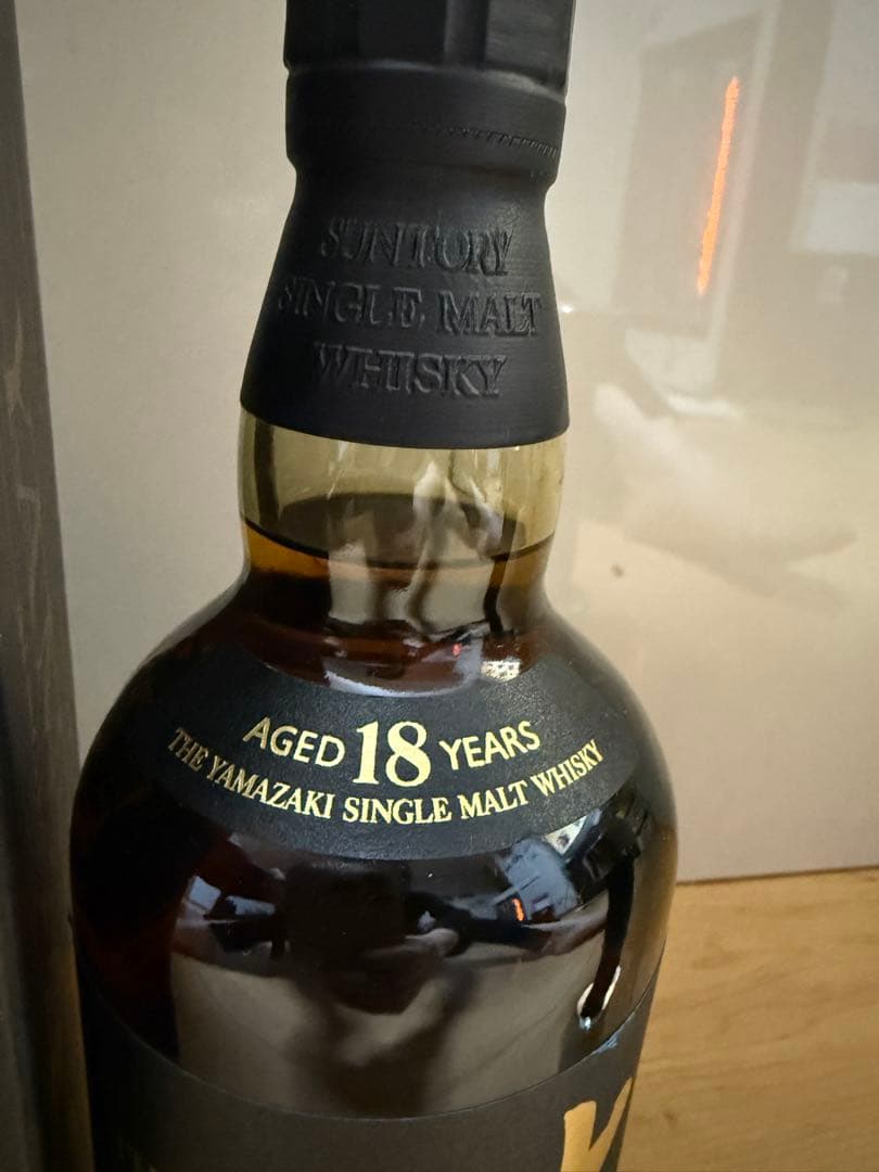 山崎18年 シングルモルトウイスキー　700ml