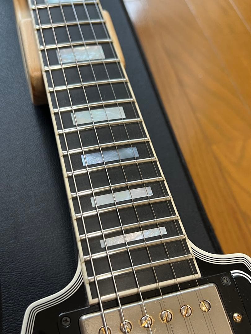 ギター GIBSON Flying V Custom