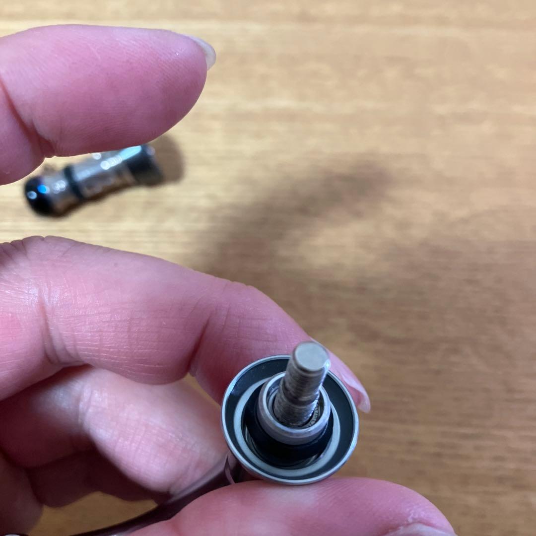 美品　LIVRE シマノ用　ハンドル　ショートバランサー　フックキーパー付き