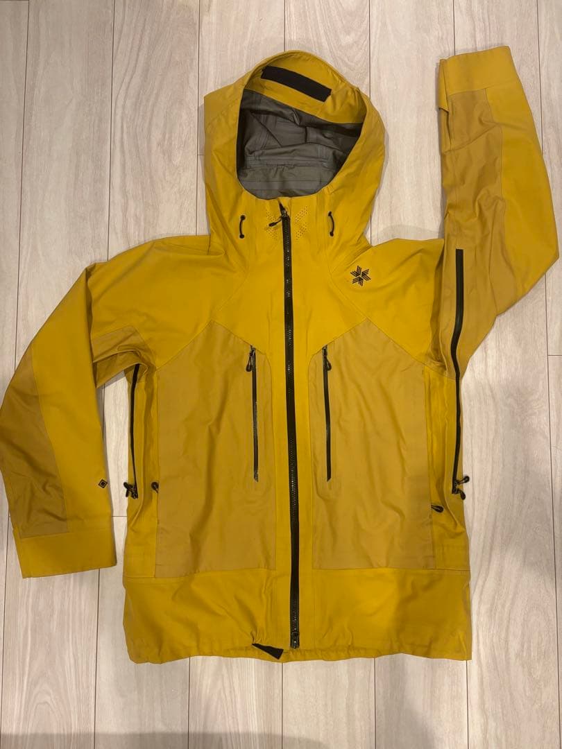 ゴールドウィン　スキーウェア