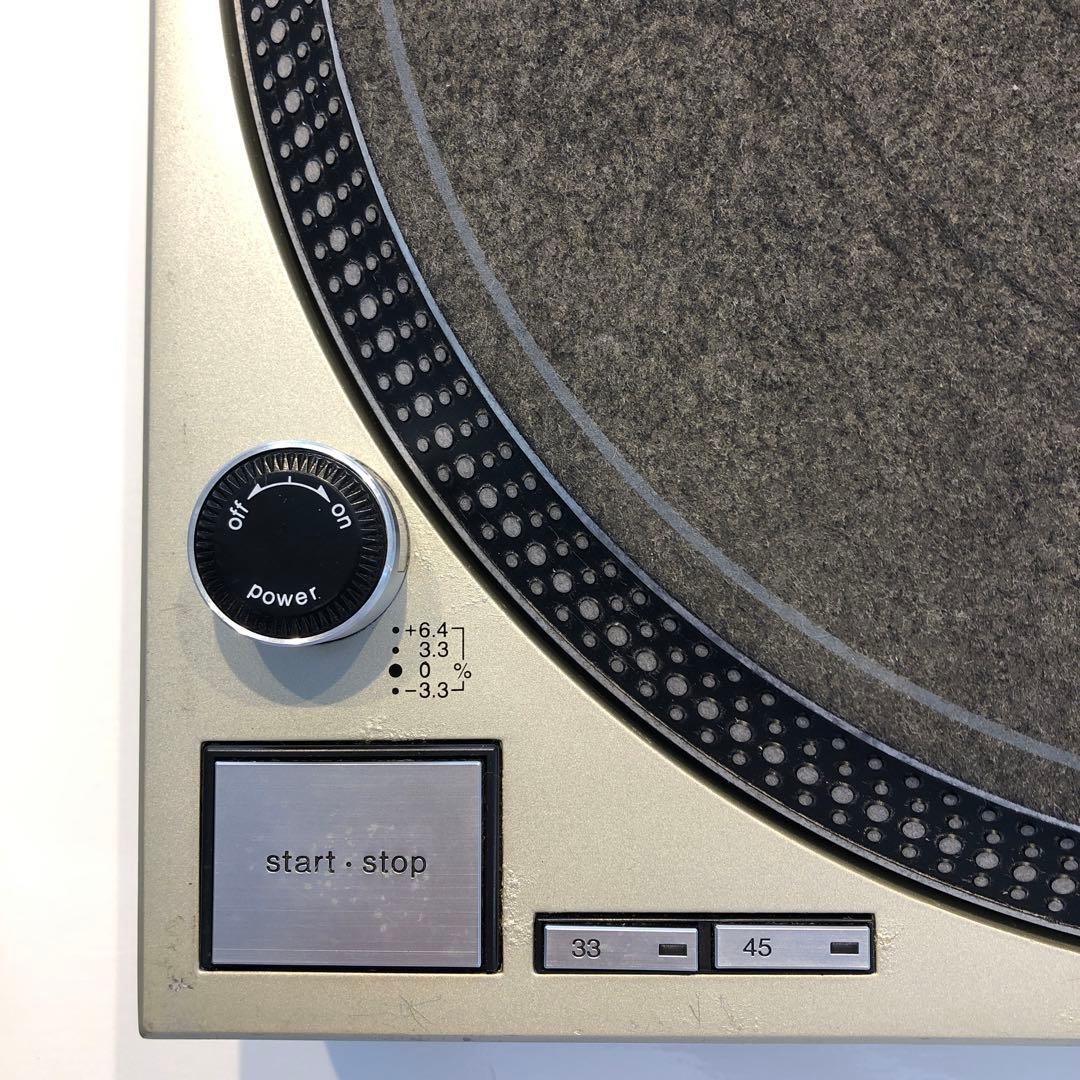 Technics ターンテーブル SL 1200MK3D 電源入りました