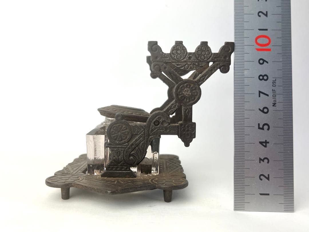 146年もの アンティーク インク壺 ペンレスト 1879年製 つけペン ガラス