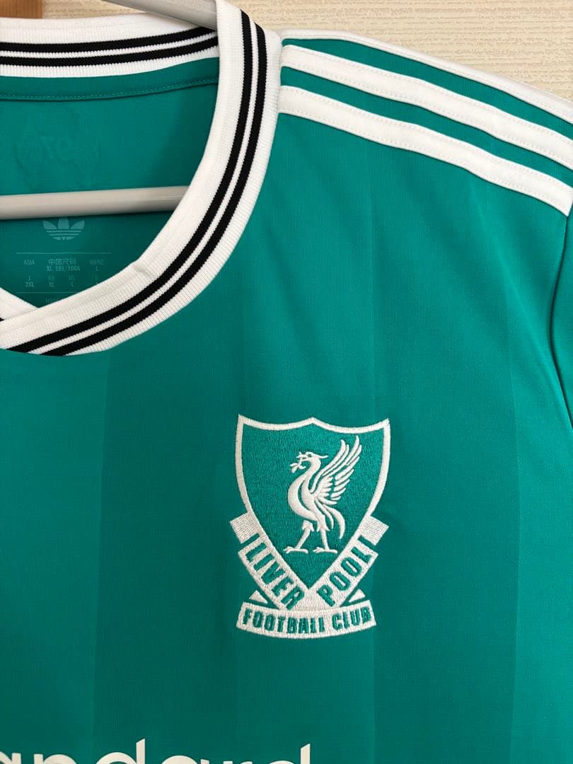 adidas／アディダス 2025-2026 リヴァプールFCサードユニフォーム