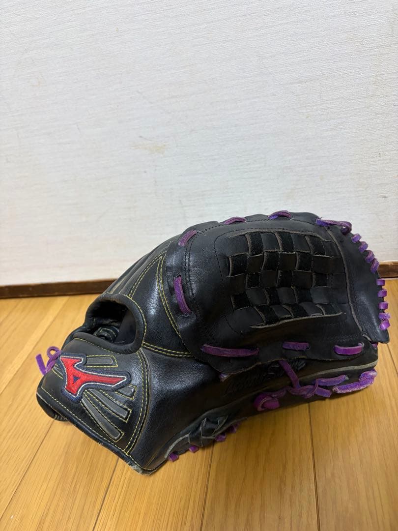 ミズノ軟式野球用グローブコユニ使用