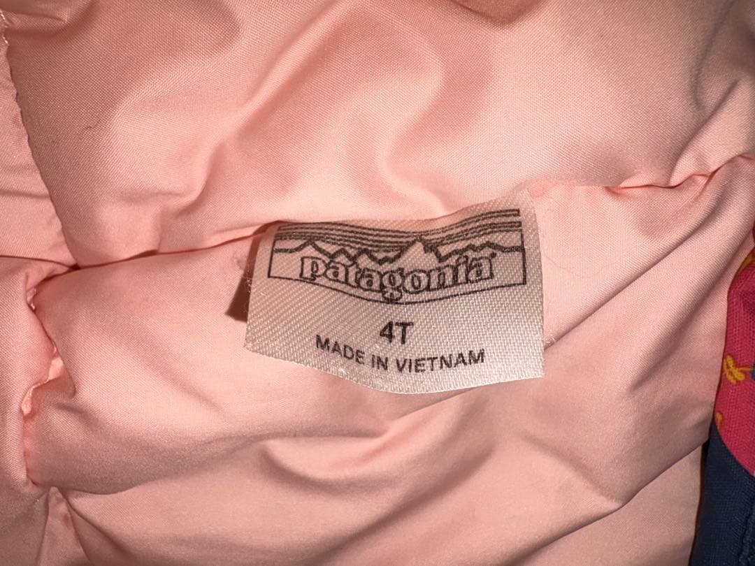 パタゴニア　スノーウェア　キッズ　Patagonia ４Ｔ