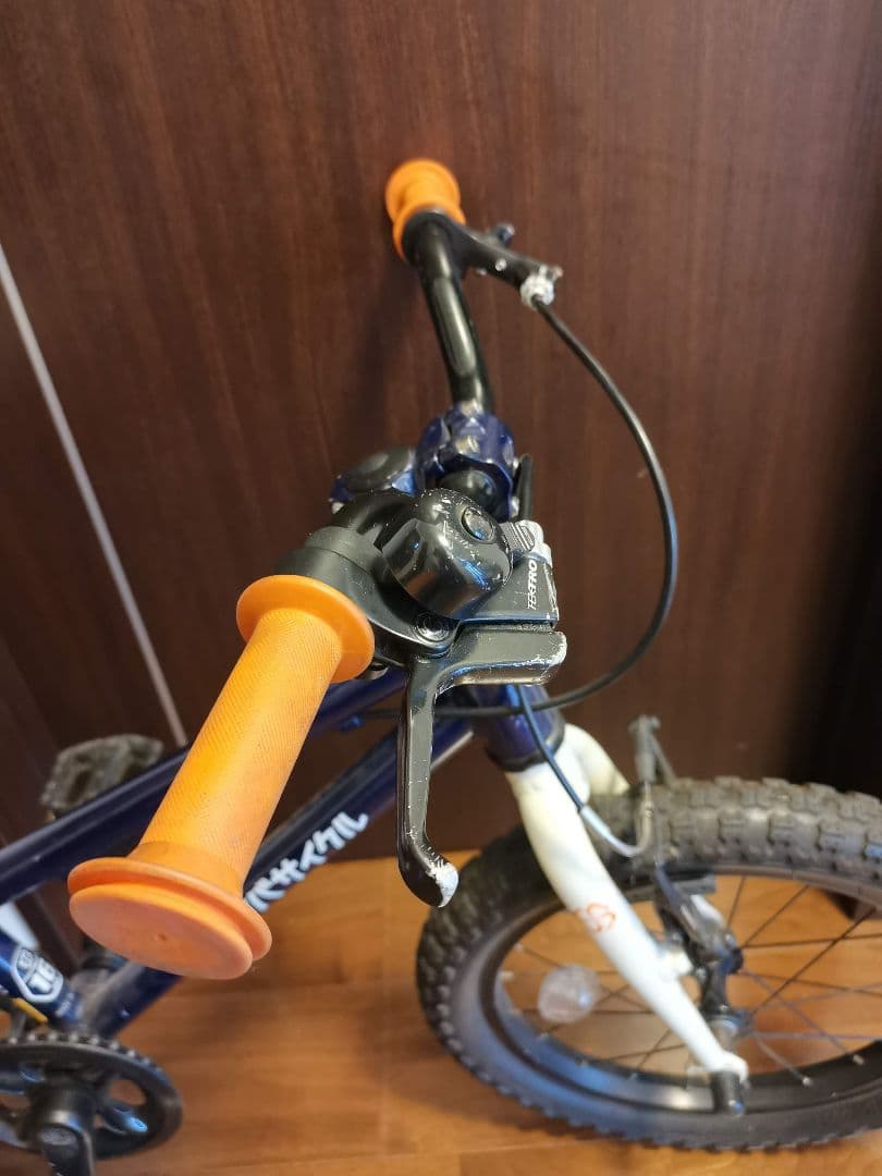 ヨツバサイクル16インチ室内保管　神戸市周辺手渡しのみ