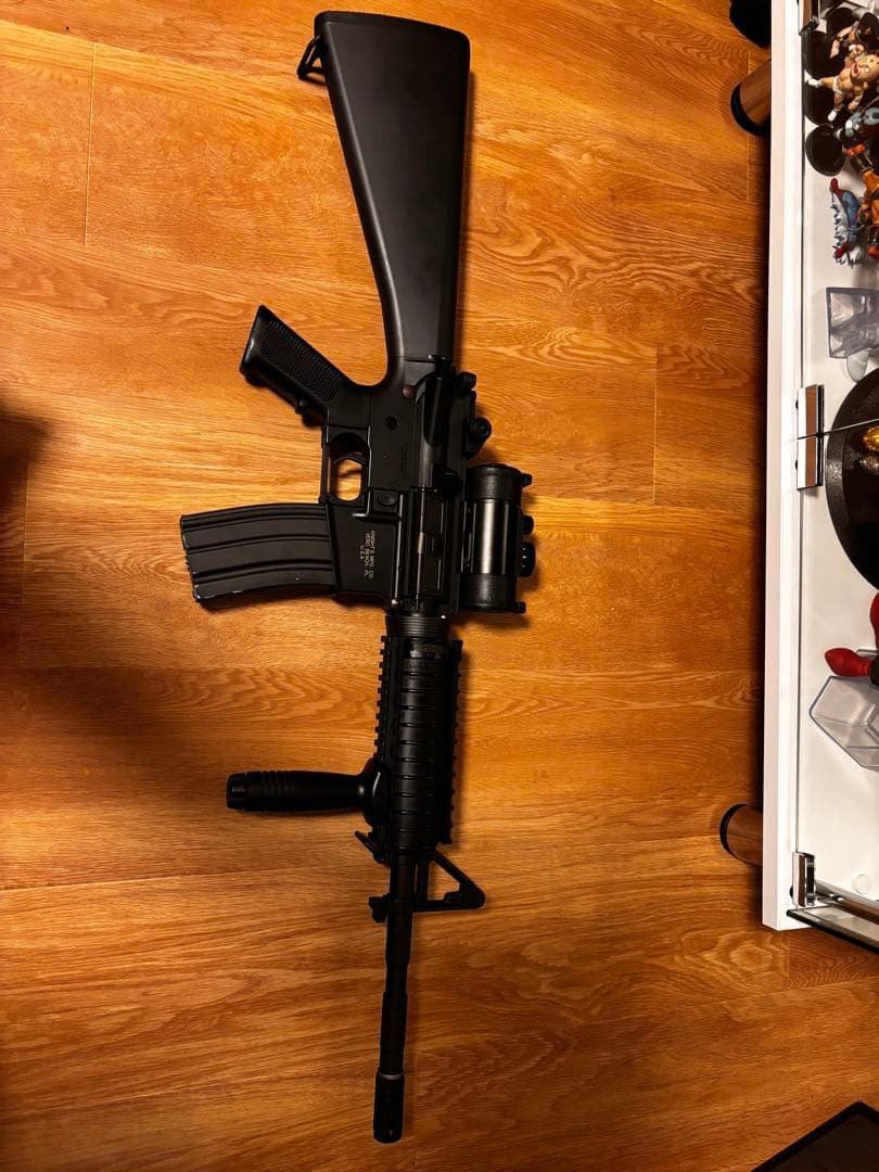 東京マルイ　M4 ナイツSR16