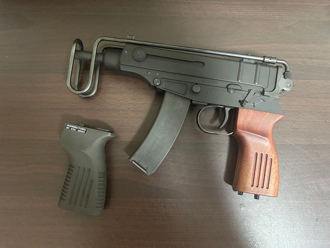 KSC Vz61 ガスガン HW ヘヴィウェイト 木製グリップ付き +箱etc