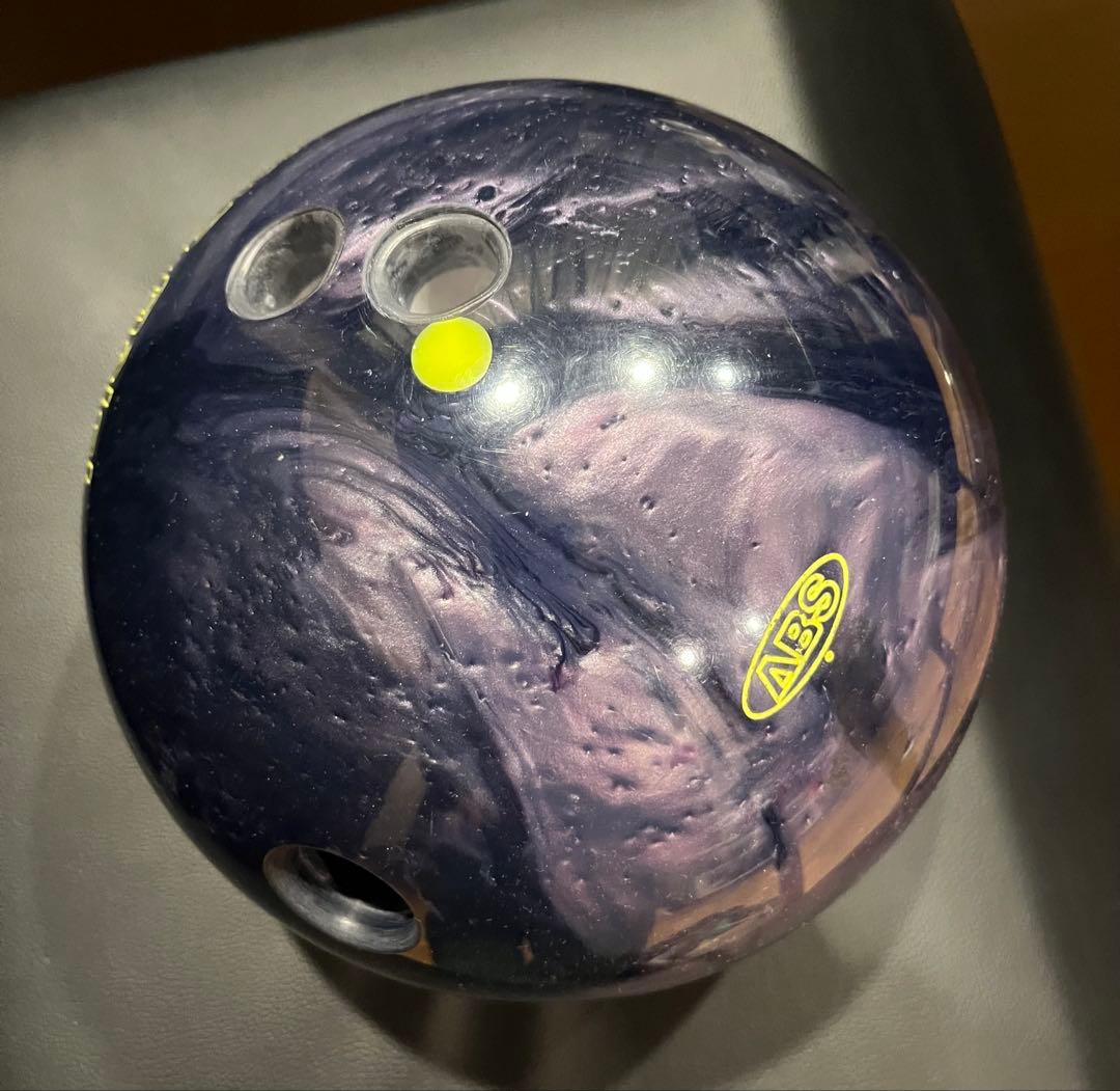 スーパーマジョリティ　１５ポンド　ゲーム数少　ボウリングボール