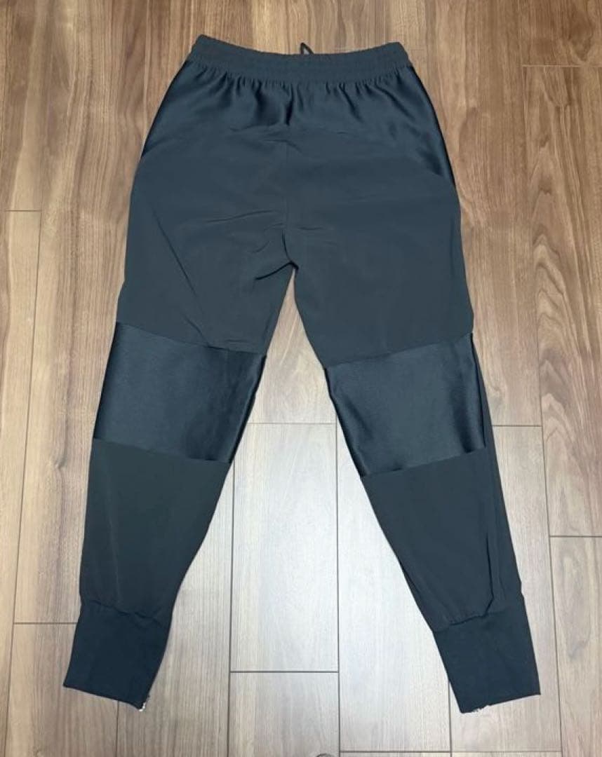 adidas ウィンドブレーカー　上下　ウーブン