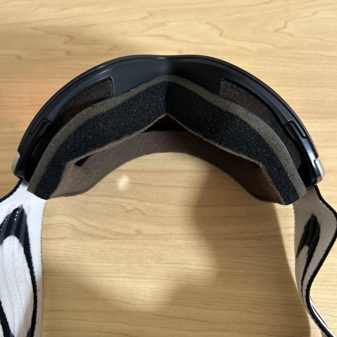 OAKLEY フライトデッキ　PRIZM  torch Iridium