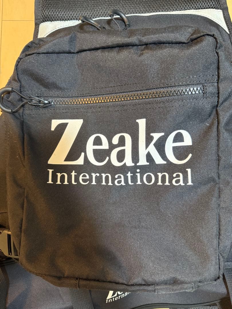 Zeake ジーク　ゲームベスト　美品