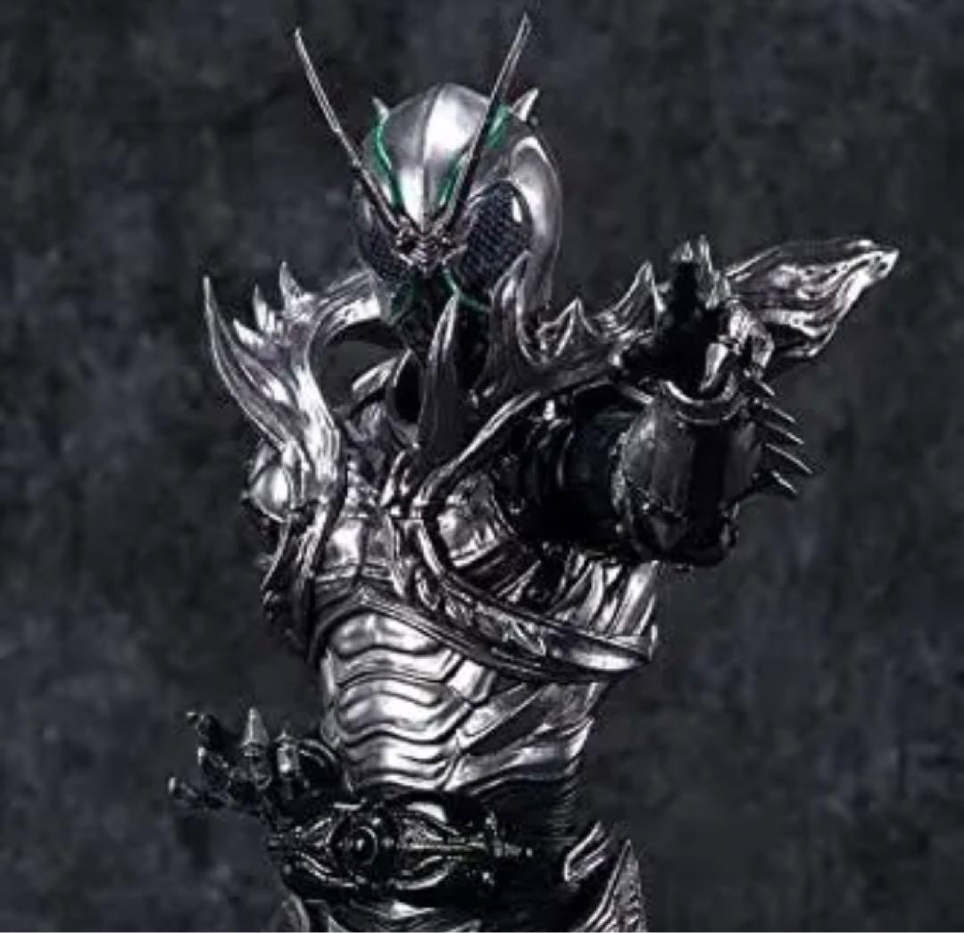 新品 S.H.Figuarts BLACKSUN SHADOWMOON