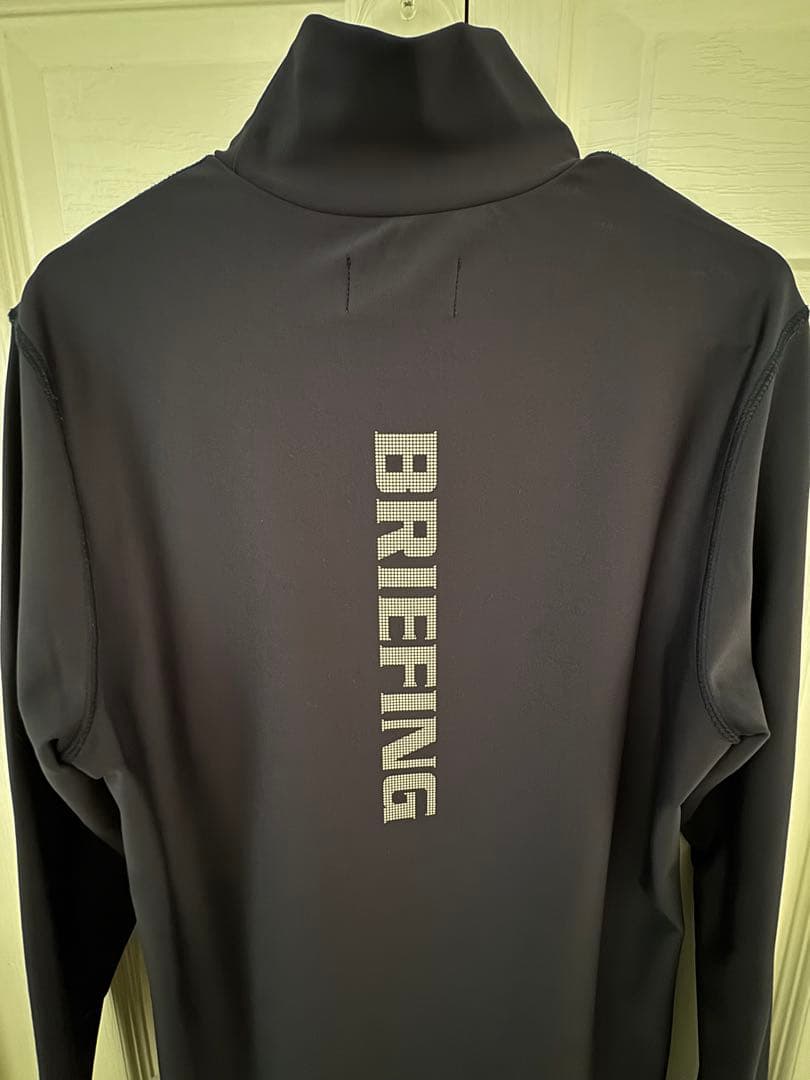 ブリーフィング　ハイネックロングスリーブシャツ