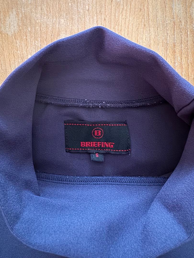 ブリーフィング　ハイネックロングスリーブシャツ