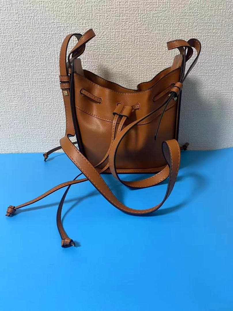 LOEWE ショルダーバッグ