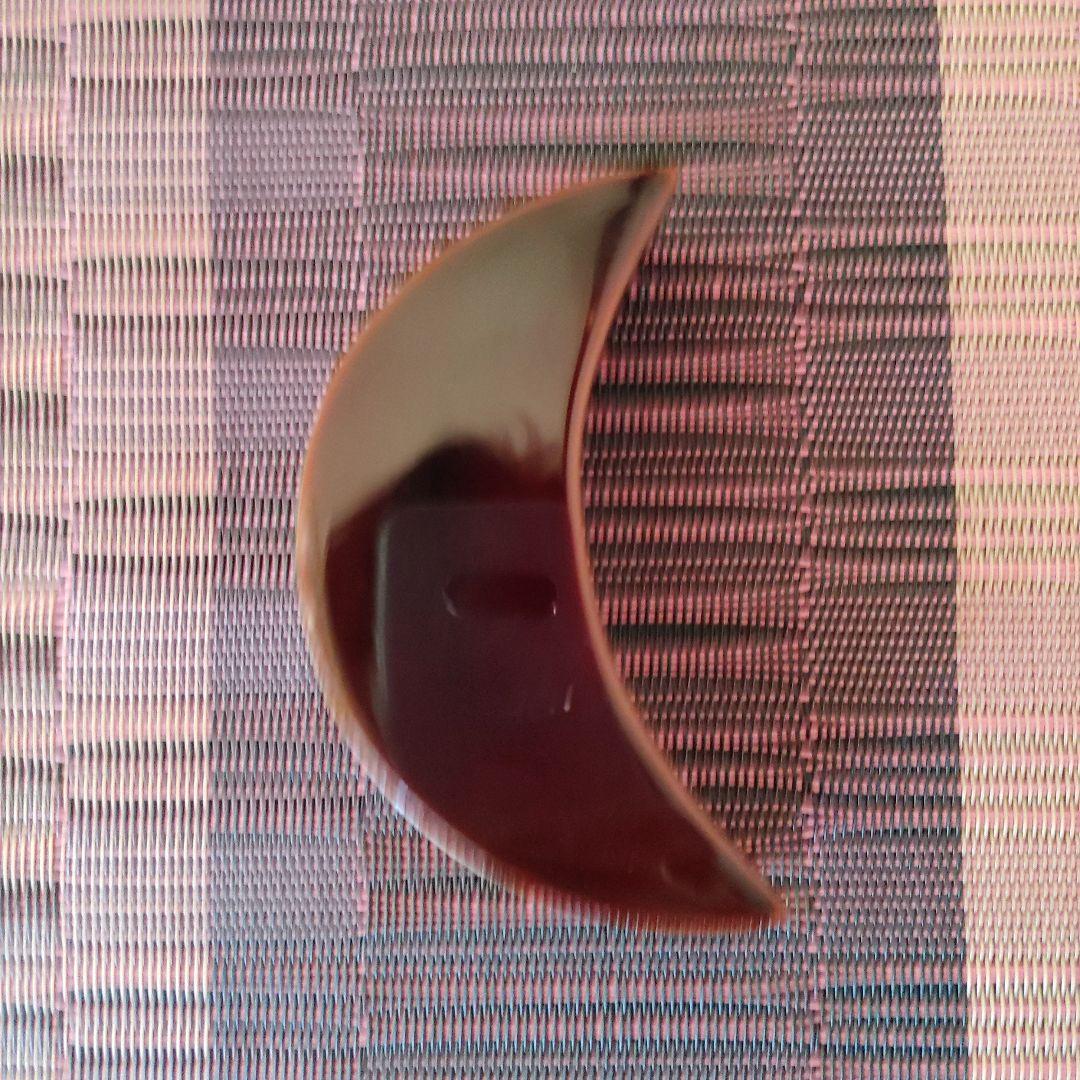 輪島塗　鈴虫蒔絵　三日月型香合