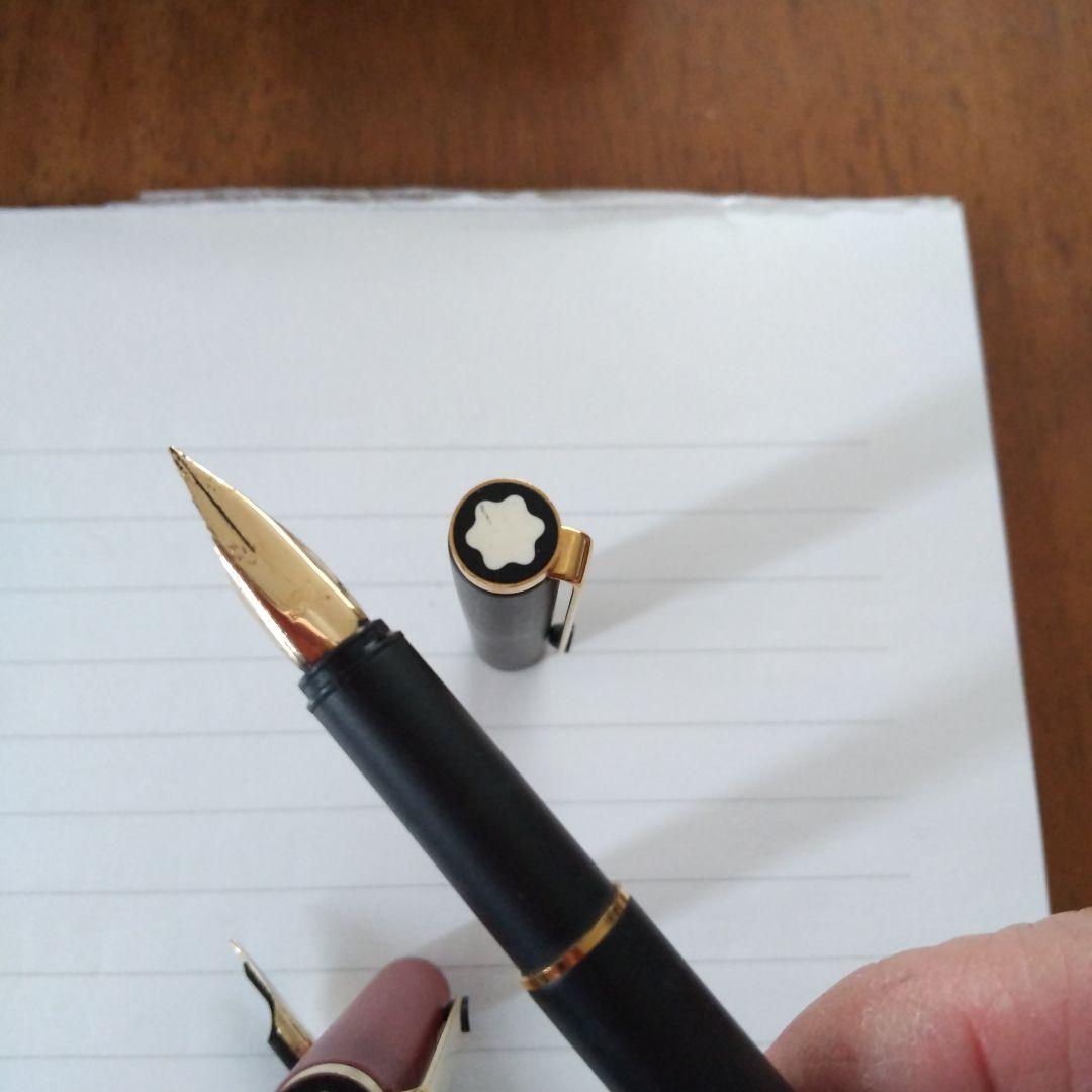 MONTBLANC、赤、黒色の万年筆
