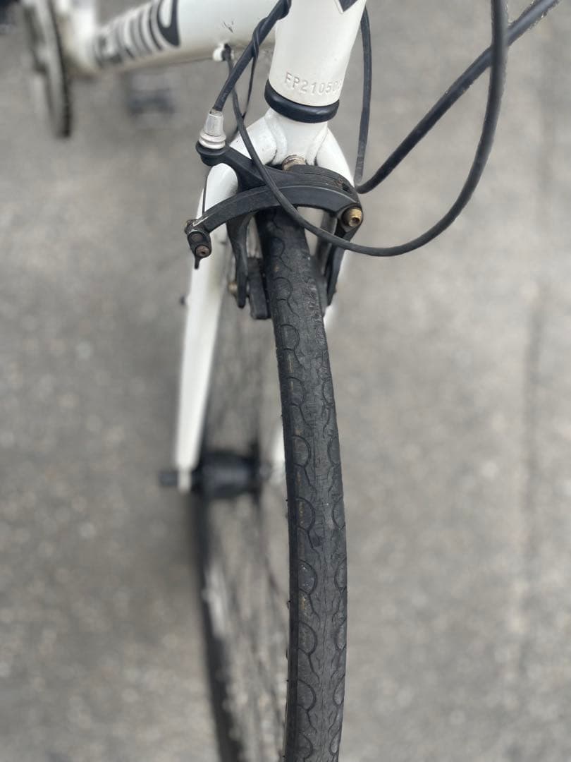 DESTINO クロスバイク ホワイト 700C オートライト