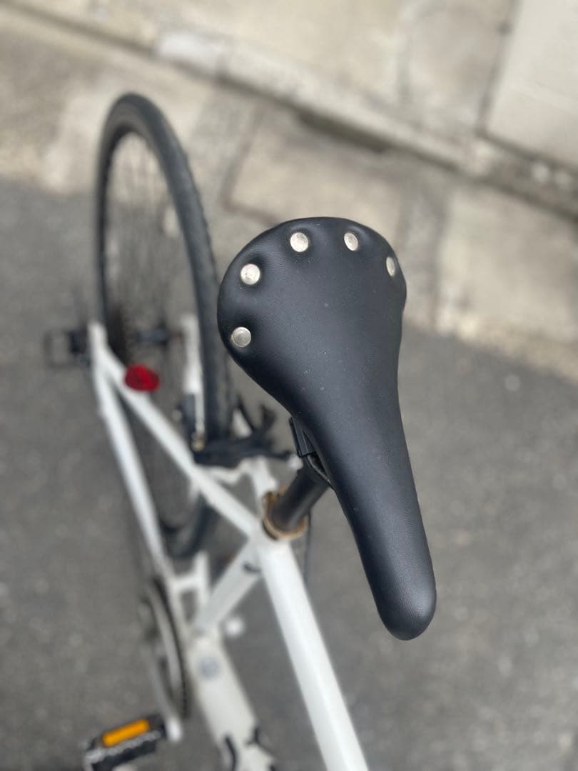 DESTINO クロスバイク ホワイト 700C オートライト