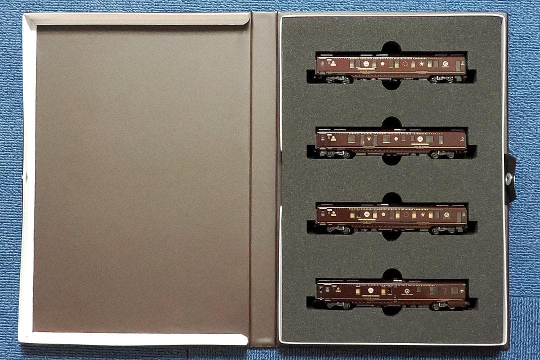 【未使用新品】KATO 10-1519 クルーズトレイン「ななつ星in九州」