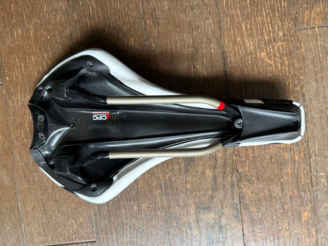 Prologo (プロロゴ) Zero Tri PAS CPC サドル