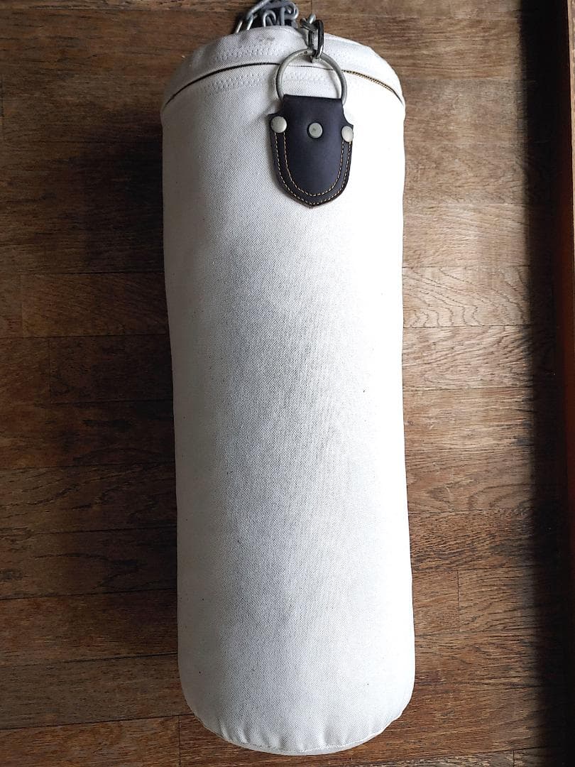 【送料込み】美品！サンドバッグ 白帆布製（小小）RO500 格闘技練習用
