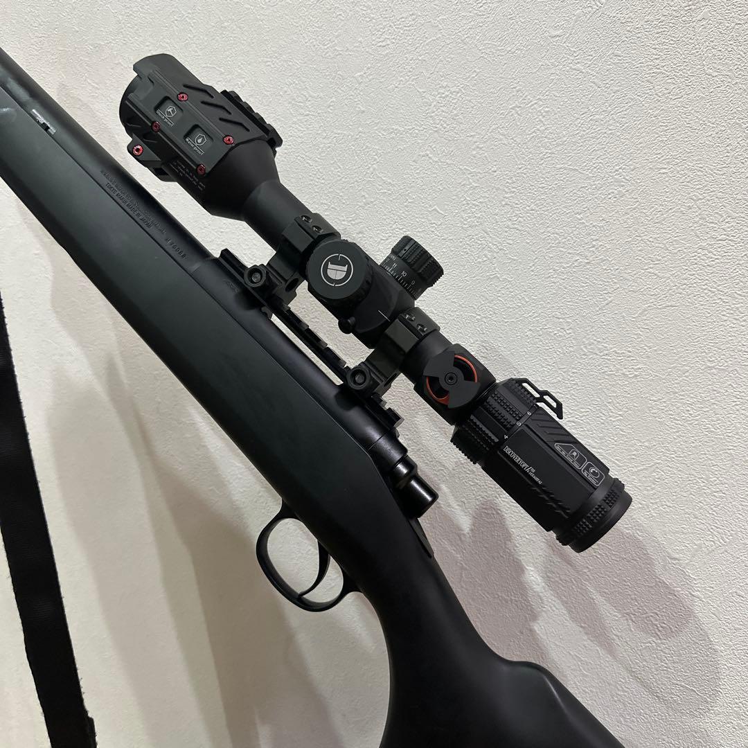 DISCOVERY 4-16×44 SFAI FFPライフルスコープ マウント付