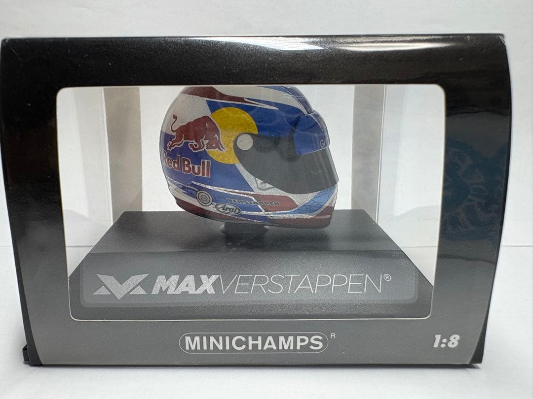 MINICHAMPS マックス・フェルスタッペン　1/8 ヘルメット