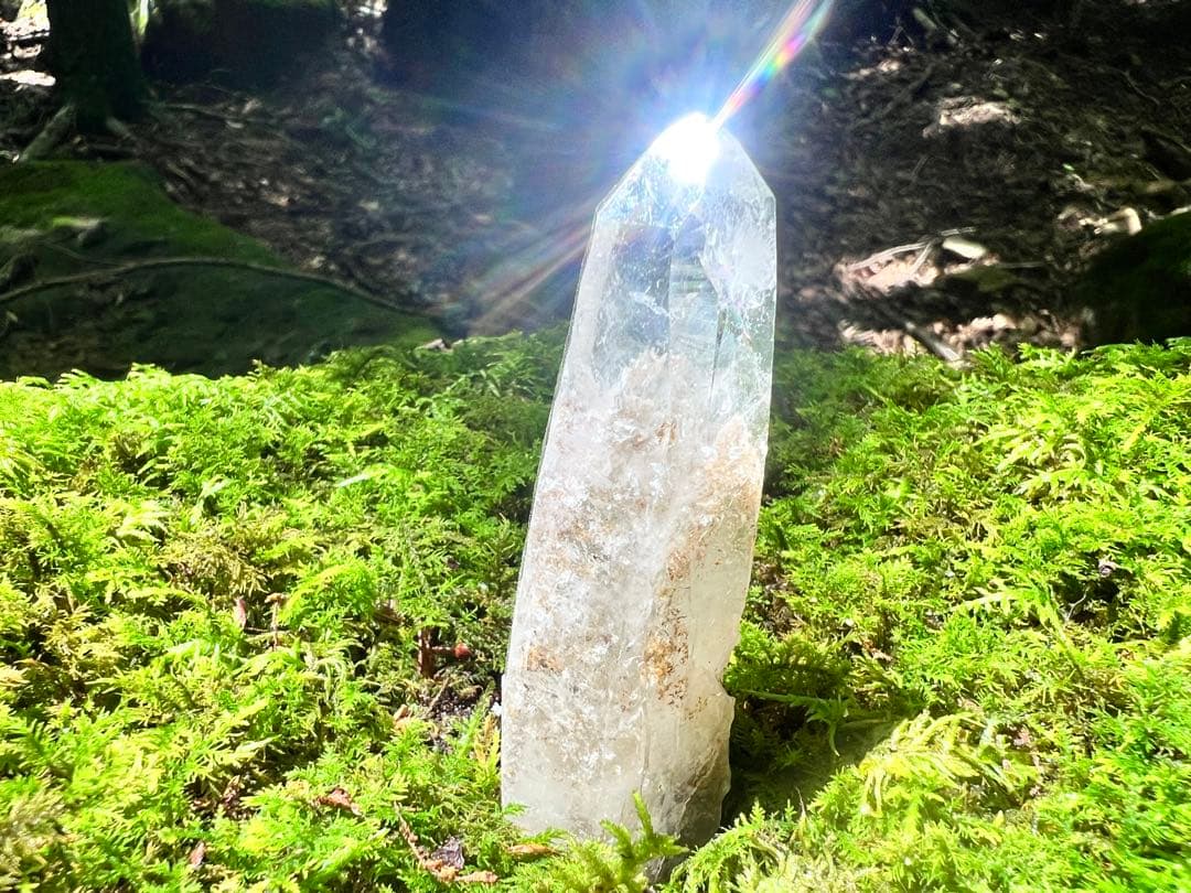 龍脈の精髄 水晶 静かなる光を宿すひとしずくの奇跡 売上一部保護猫活動に使用