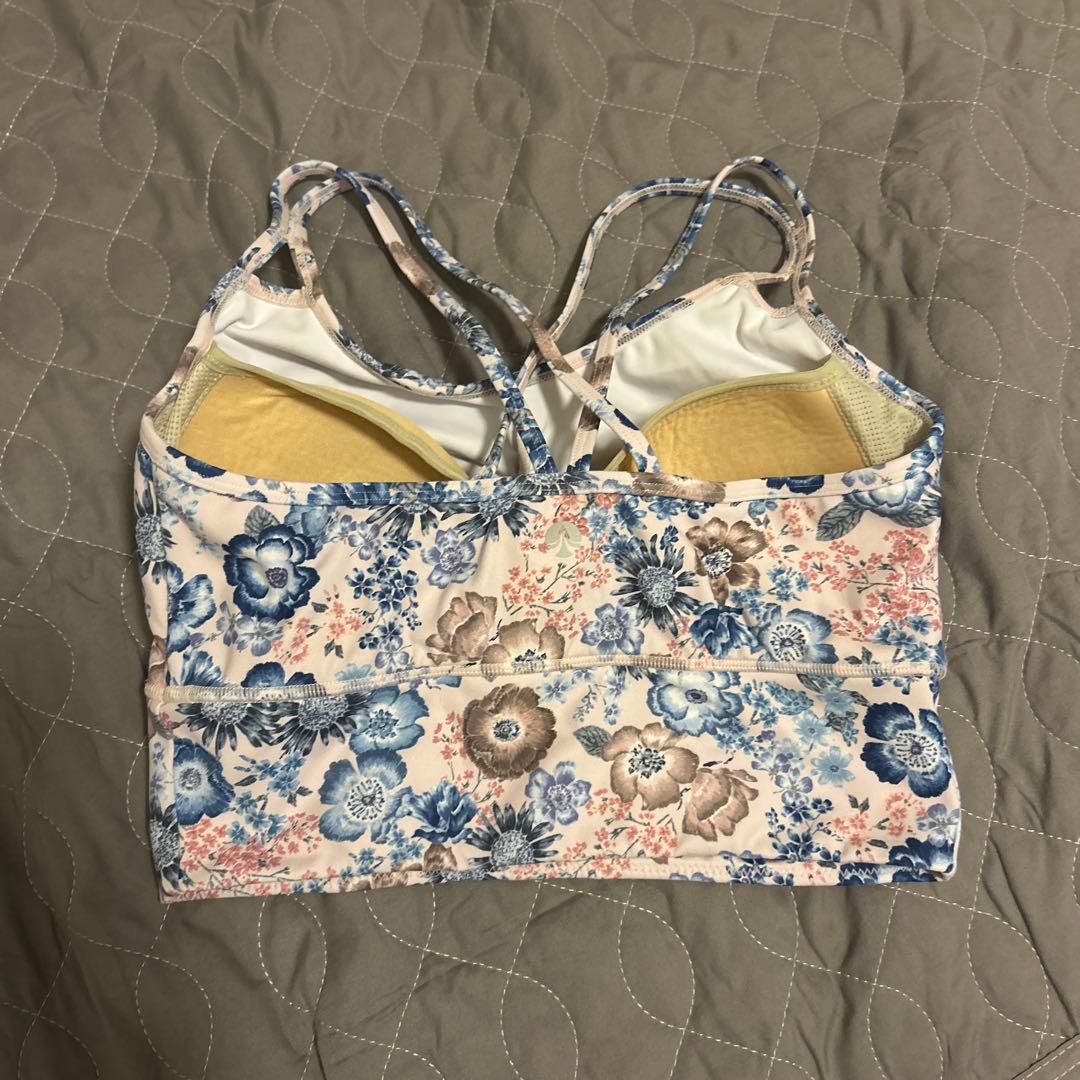 【美品】LAVA エンブロイダリーヨガウェアセット➕水素水ボトル