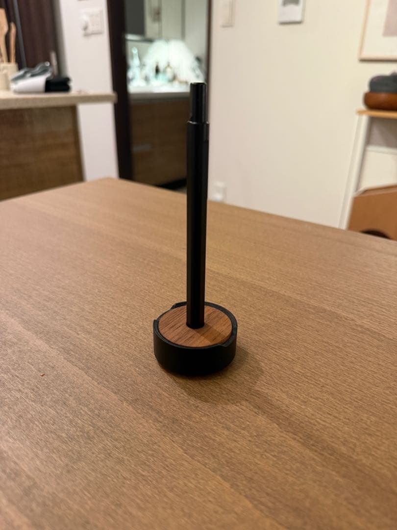 【GROVEMADE】Pen + Walnut Stand + Refills