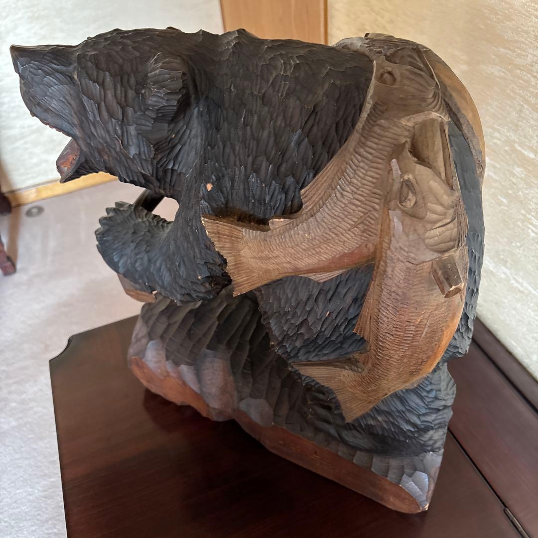 ⭐️北海道木彫り彫刻⭐️ クマと魚の彫刻 約30cm