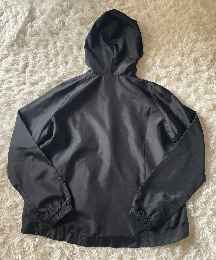 NIKE フード付き ブラック ウィンドブレーカー S