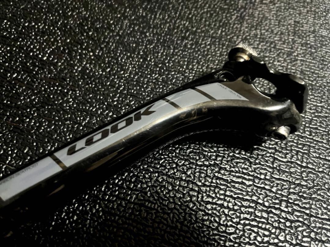 LOOK LS1カーボンシートポスト グロスカラー