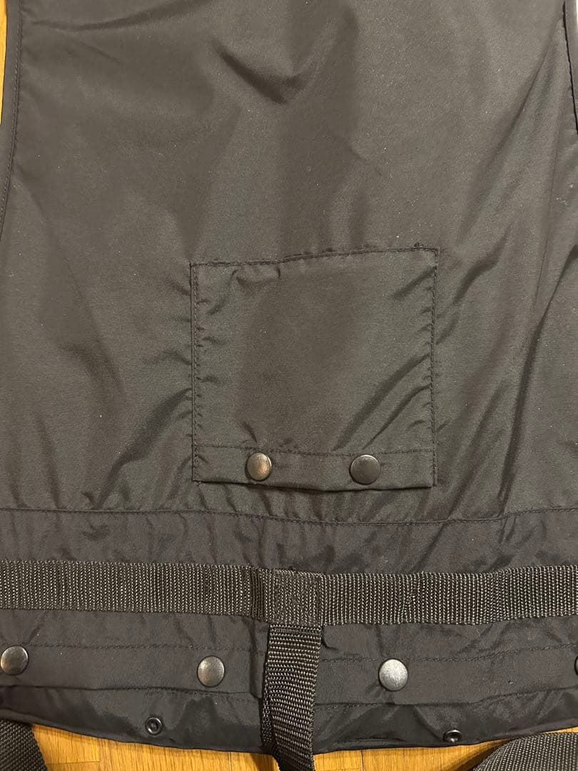 美品 がまかつ アルテマシールドプロフローティングベスト GM2183