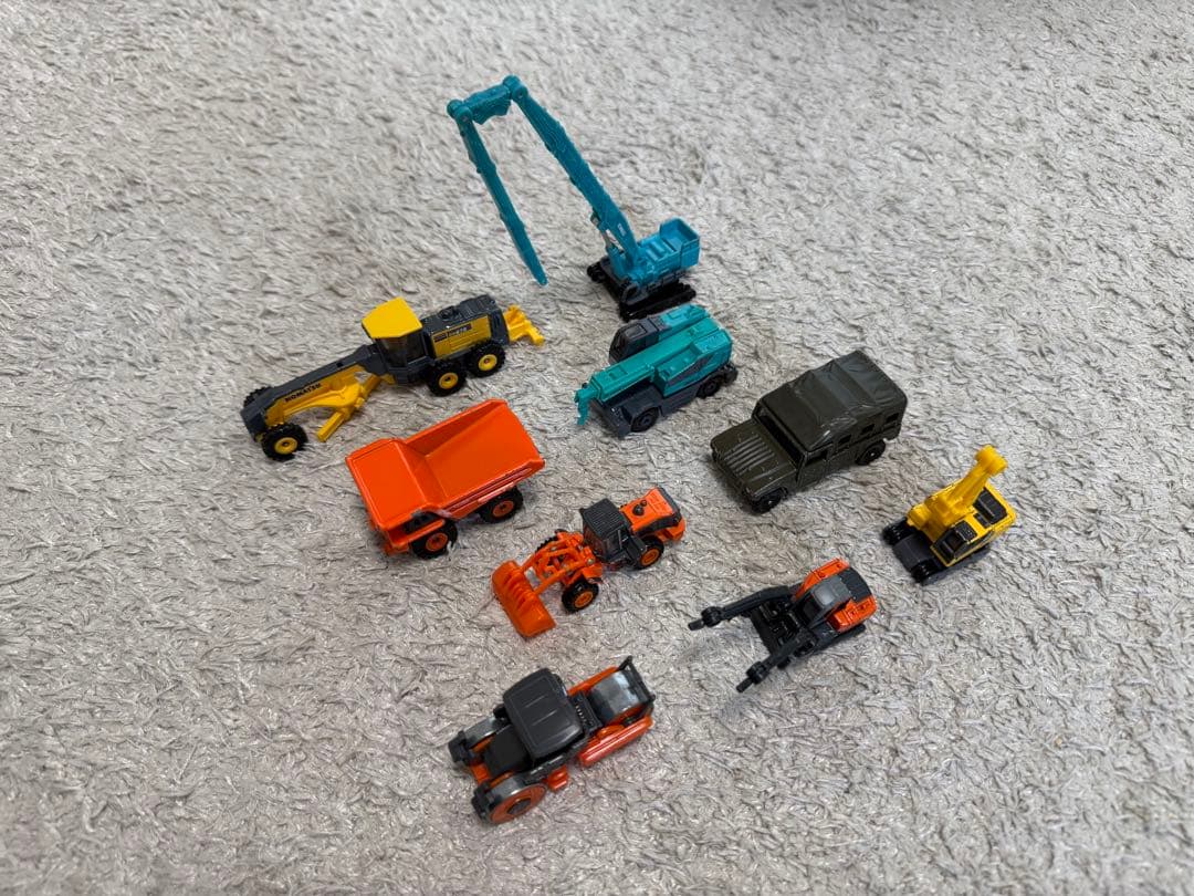 トミカ ミニカー 146台 トラック付き まとめ売り 大量 中古