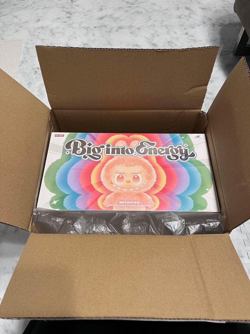ラブブ LABUBU エナジー BOX POPMART 正規品
