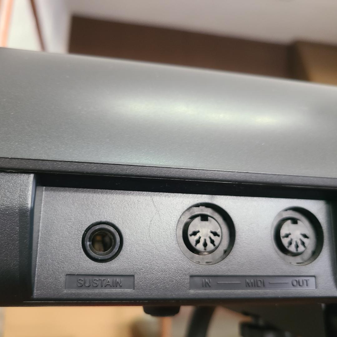 YAMAHA ヤマハ NP-11 電子キーボード 61鍵 スタンド付き