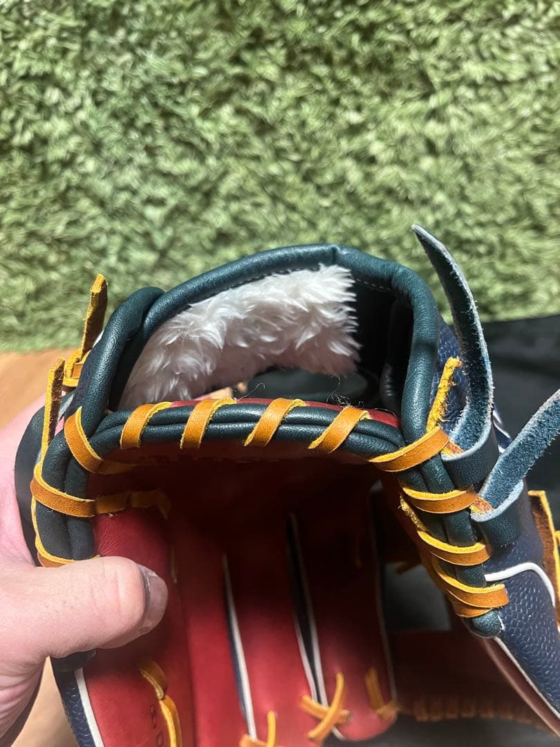 ウィルソン ワナビーヒーローデュアル 軟式内野手用87型 ネイビーSS×レッド