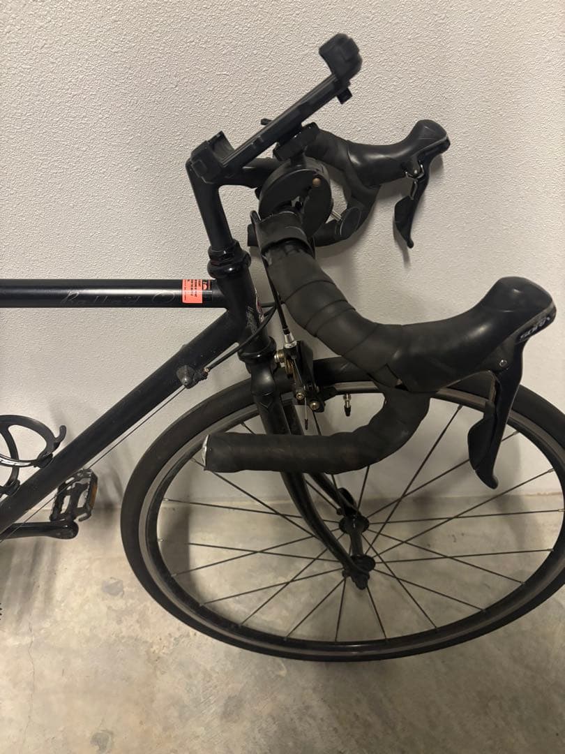 ロードバイク ブラック　fuji BALLAD Ω オメガ