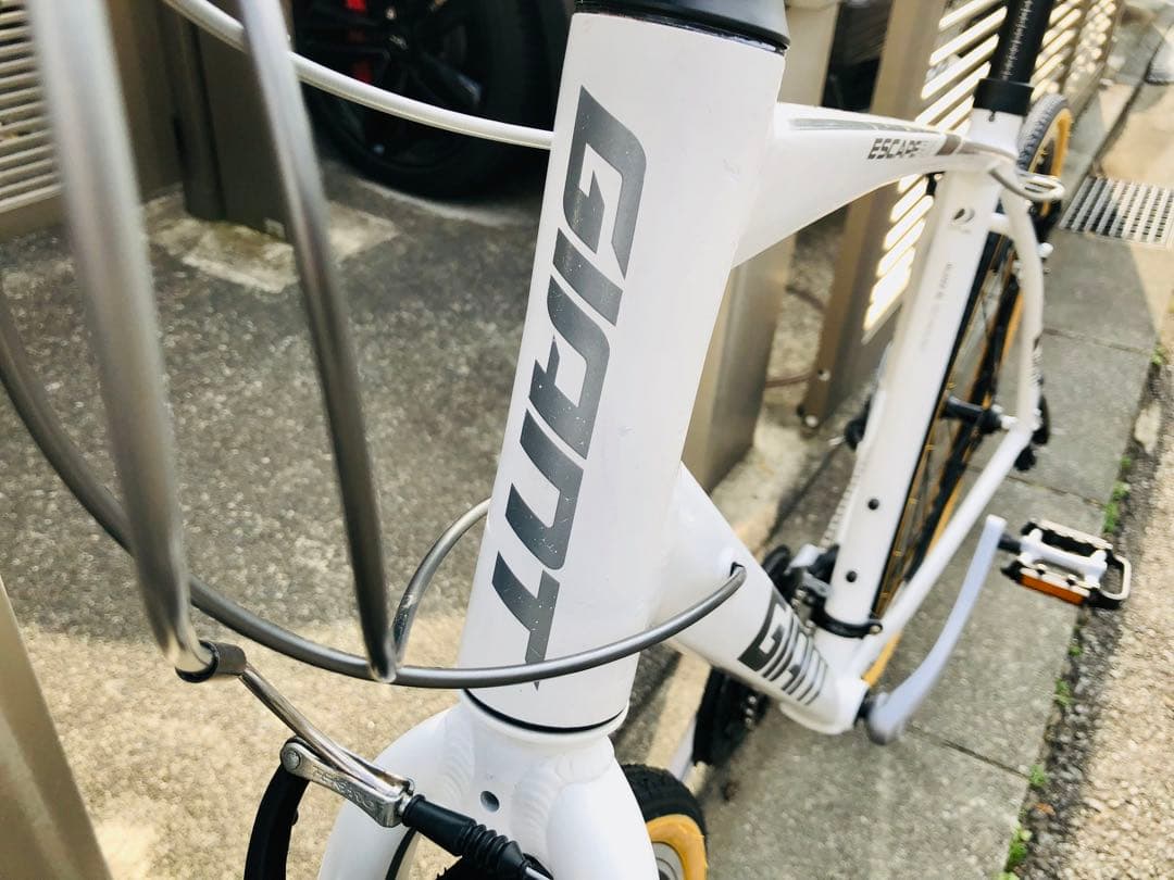 ☆GIANT ESCAPE RX ジャイアント エスケープ Mサイズ 人気の白