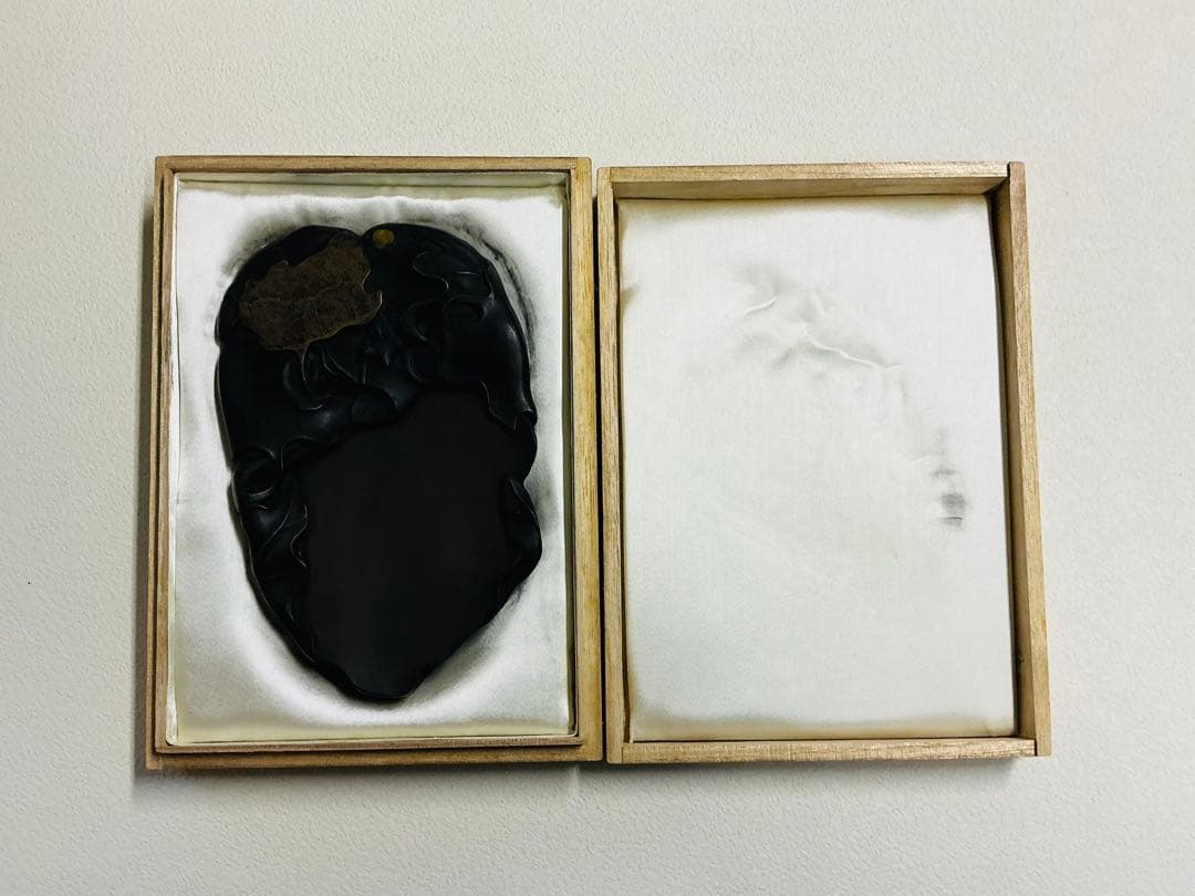 希少・美品「仿宋 米芾螽斯瓜瓞硯」箱入り 台北故宮博物院所蔵 複製 古美術 書道