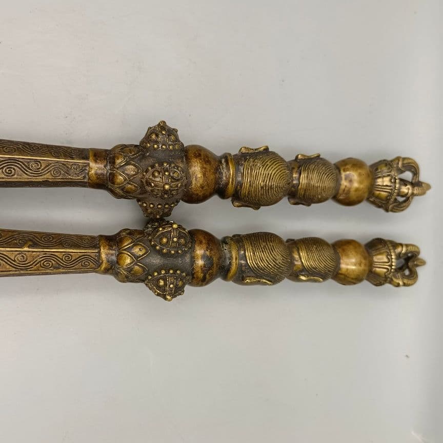 銅器 密宗伝蔵 五股金剛杵 法器 降魔仗神鞭 武器 兵器 銅鞭 工芸品 置物