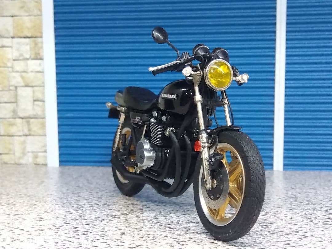 1/18ミニカー マルサン鉄馬プロジェクト カワサキ 750RS ZⅡ カスタム